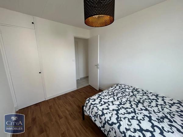 Appartement à louer 1 pièce 10.09m² Cholet (49300)