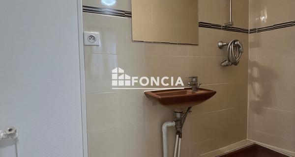 Location Studio 18.24 m² - Orsay 91400