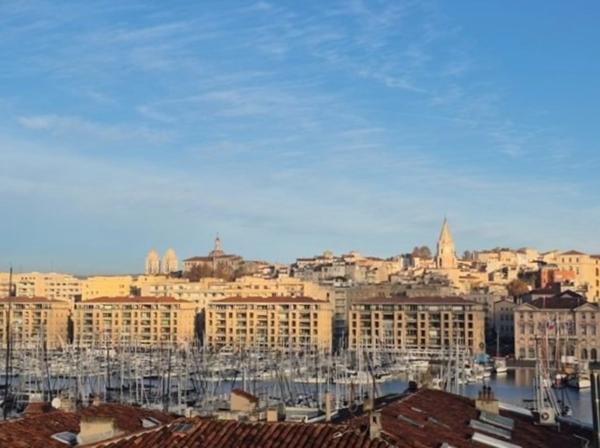 Appartement à vendre 4 pièces 118m2 - MARSEILLE 7EME ARRONDISSEMENT (13)