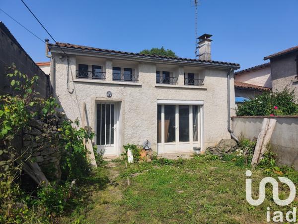 Maison de ville 5 pièces de 108 m² à Niort (79000)