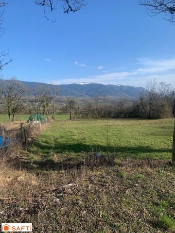 A vendre très bel appartement en duplex de 137 m2 avec terrain d'environ 1000 m2