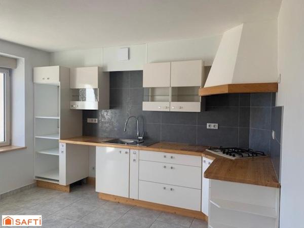 A vendre très bel appartement en duplex de 137 m2 avec terrain d'environ 1000 m2