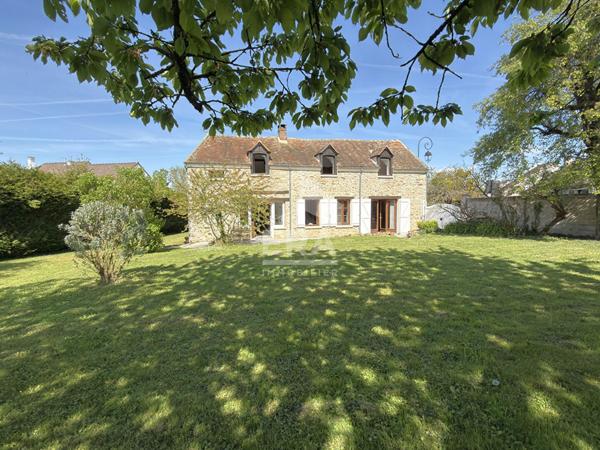 Meulière de caractère de 175 m² à Saint-Ouen-en-Brie