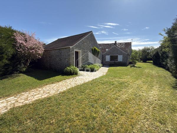 Meulière de caractère de 175 m² à Saint-Ouen-en-Brie