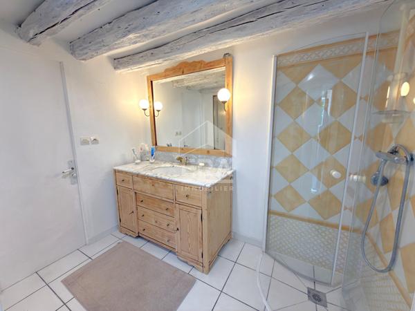 Meulière de caractère de 175 m² à Saint-Ouen-en-Brie