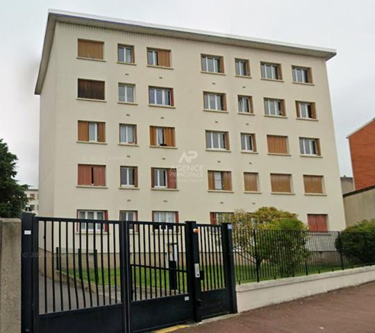 Appartement 3 pièces à louer à Nanterre - Secteur pavillonnaire, proche RER Loyer 1 750 €/mois charges comprises **  - Référence  15534