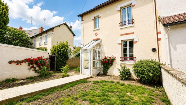 Maison avec dépendance aménageable