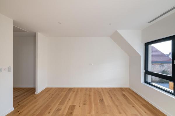 À vendre - Maison contemporaine, 7 pièces située à Truchtersheim (67370)