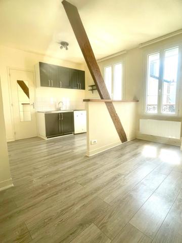 Lumineux Studio de 21m2 au 6ème étage