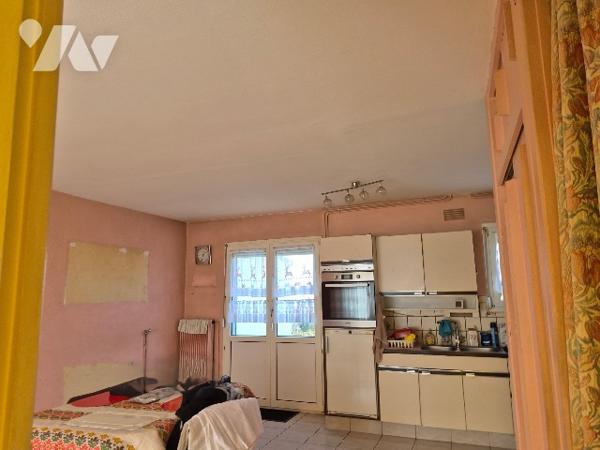 rue Ambroise Croizat, maison de type F4,  avec jardin et garage.