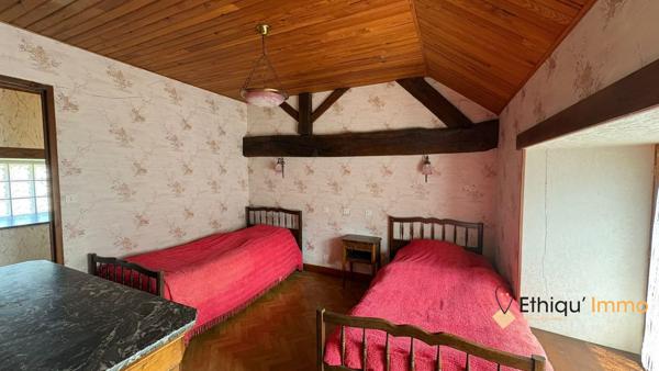 Maison de campagne avec grange, écurie et terrain de 2 840 m² – Sarcicourt