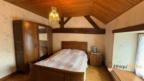Maison de campagne avec grange, écurie et terrain de 2 840 m² – Sarcicourt
