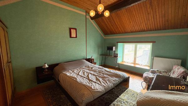 Maison de campagne avec grange, écurie et terrain de 2 840 m² – Sarcicourt