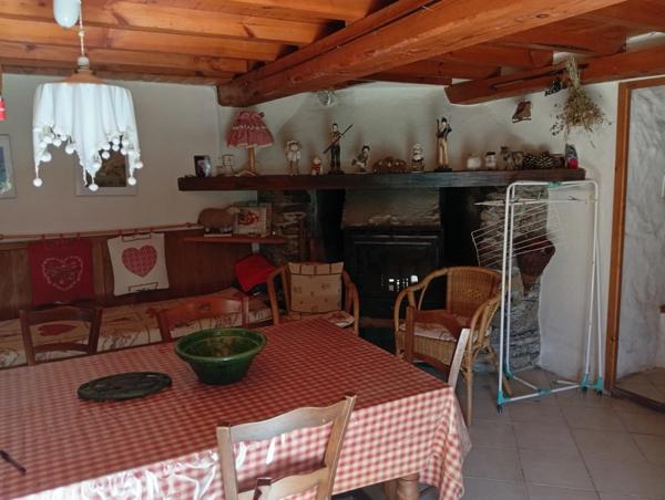 Maison à vendre 4 pièces (09)