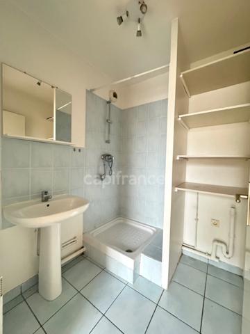 À Vendre – Bel Appartement F2 très propre avec une place de Parking – Idéal pour un jeune couple, un personne seule ou des Investisseurs