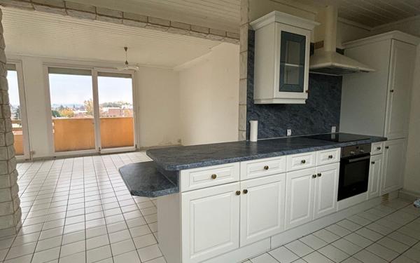 Appartement à louer    3 pièces • 78,49 m2 Chauny