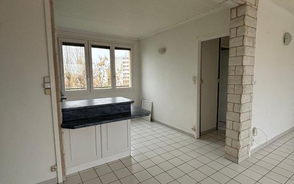 Appartement à louer    3 pièces • 78,49 m2 Chauny