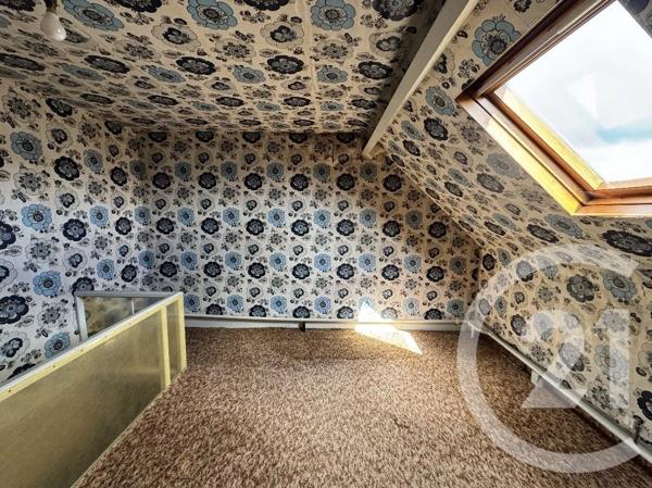 Maison à vendre  8 pièces - 157 m 2   LA CAPELLE  - 02