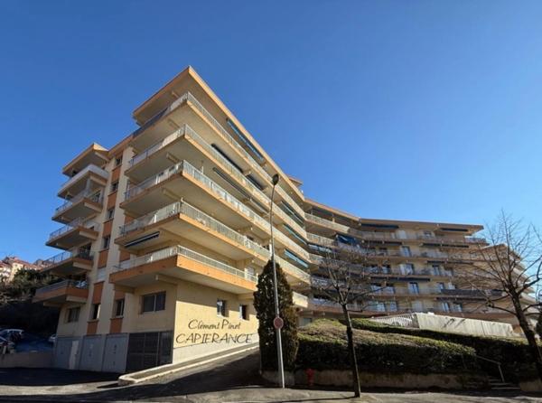 Local/bureau à vendre GAP (05)