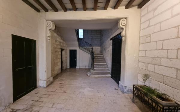 Appartement à vendre    3 pièces • 112 m2 Avignon