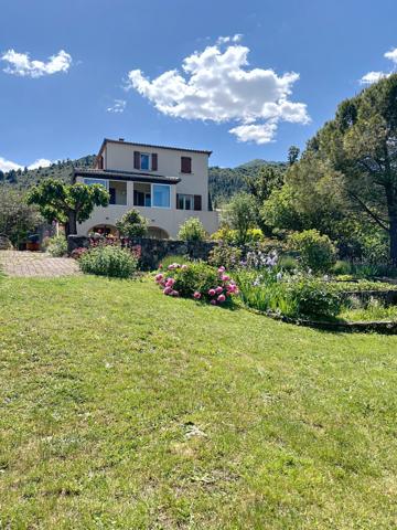 Sud Ardèche - Les Vans - Maison avec Piscine- Terrain 3520 m2
