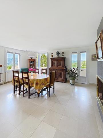 Sud Ardèche - Les Vans - Maison avec Piscine- Terrain 3520 m2