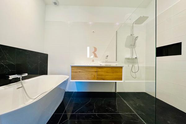 Maison 5 pièce(s) 4 chambre(s) 190 m²