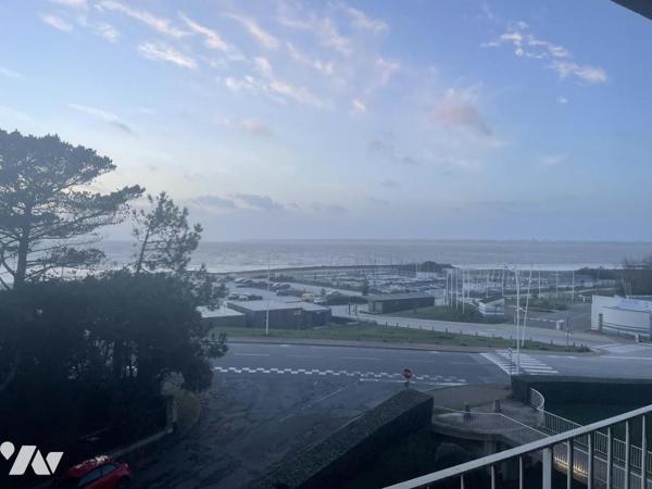 APPARTEMENT T3 FACE MER + CAVE + STATIONNEMENT