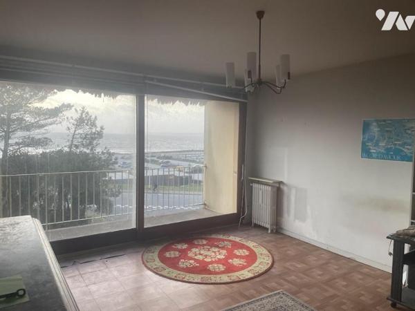 APPARTEMENT T3 FACE MER + CAVE + STATIONNEMENT