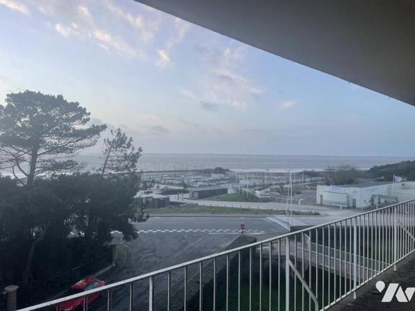 APPARTEMENT T3 FACE MER + CAVE + STATIONNEMENT