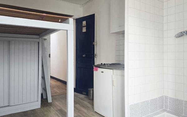 Appartement à vendre    1 pièce • 10 m2 Paris 14