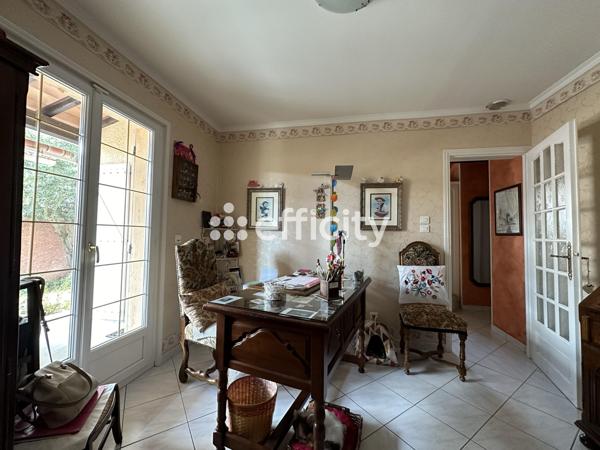 Maison 5 pièces - 135 m² Exclusivité efficity