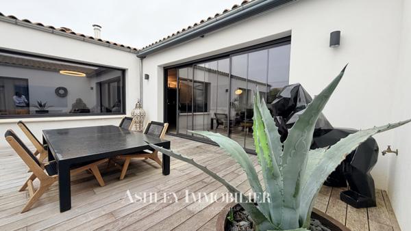 A VENDRE MAISON PLAIN PIED SEULEMENT 10 MINUTES DE LA ROCHELLE - PERIGNY