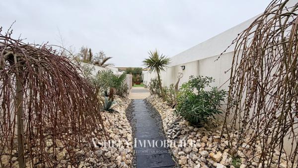 A VENDRE MAISON PLAIN PIED SEULEMENT 10 MINUTES DE LA ROCHELLE - PERIGNY