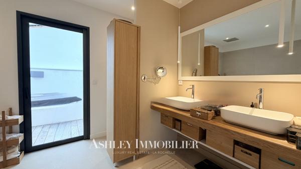 A VENDRE MAISON PLAIN PIED SEULEMENT 10 MINUTES DE LA ROCHELLE - PERIGNY