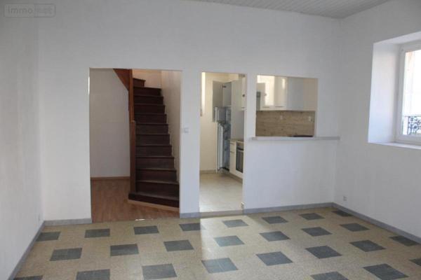 Maison à louer à Cossé-le-Vivien en Mayenne (53230), ref : 53032-L337