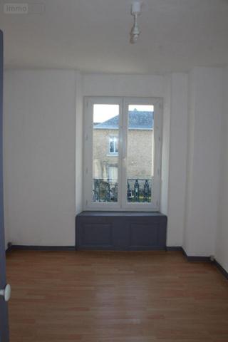 Maison à louer à Cossé-le-Vivien en Mayenne (53230), ref : 53032-L337