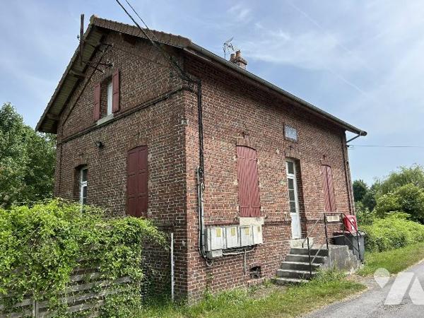 ancienne maison éclusière à rénover