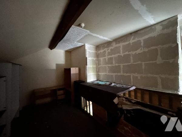 ancienne maison éclusière à rénover