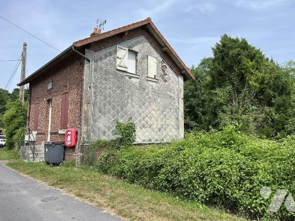 ancienne maison éclusière à rénover