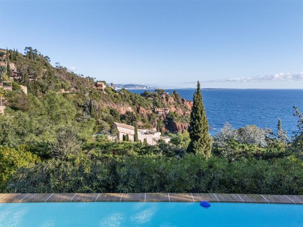 Vente Villa de luxe Théoule-sur-Mer 6 Pièces 260 m²