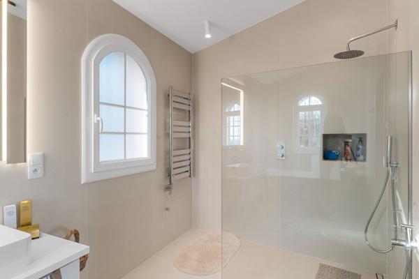Vente Villa de luxe Théoule-sur-Mer 6 Pièces 260 m²