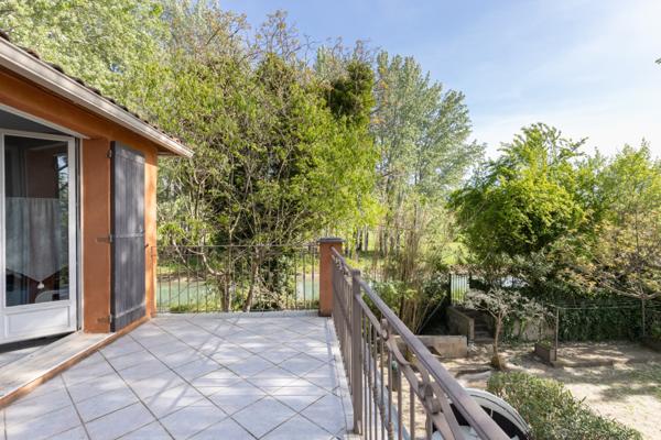 Robion (84440) A VENDRE MAISON A ETAGE SUR ROBION