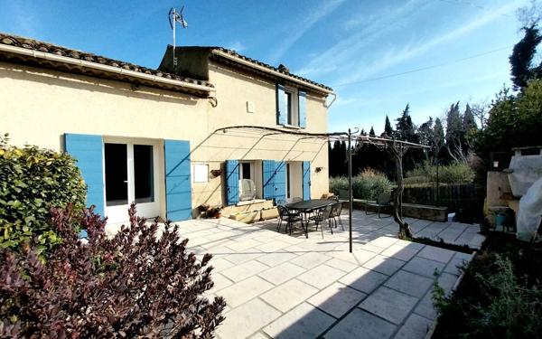 Maison à vendre    4 pièces •  Mallemort