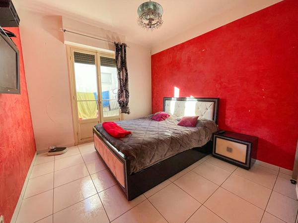 Appartement Nice 3 pièce(s) 71 m2 , lumineux, balcon , transformable en 4 pièces