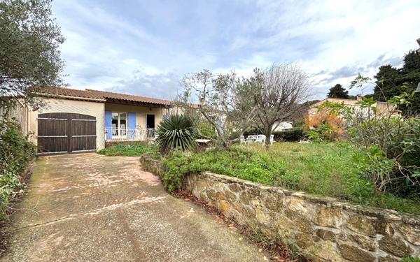 Maison à vendre    4 pièces • 100 m2 Saint-Chamas