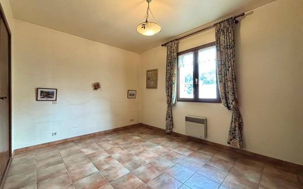 Maison à vendre    4 pièces • 100 m2 Saint-Chamas