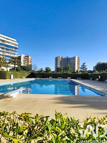 Appartement à vendre 2 pièces 60 m² Mandelieu-la-Napoule