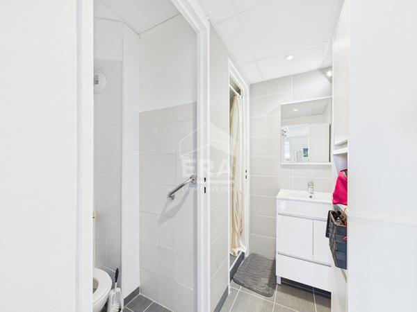 EXCLUSIVITÉ, MAISON À ONET-LE-CHÂTEAU AVEC DEUX APPARTEMENTS LOUES