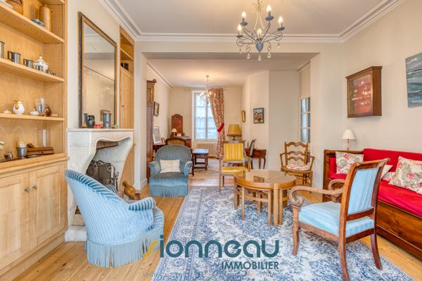 Maison
                                                                                                                                                                                                                                                                                                                        6 pièce(s)                                                                                                                                                                                                          4 chambre(s)                                                                                                                                                                                                          150  m²